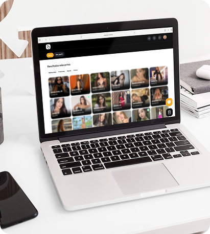 Perfis completos com fotos, interesses e redes sociais